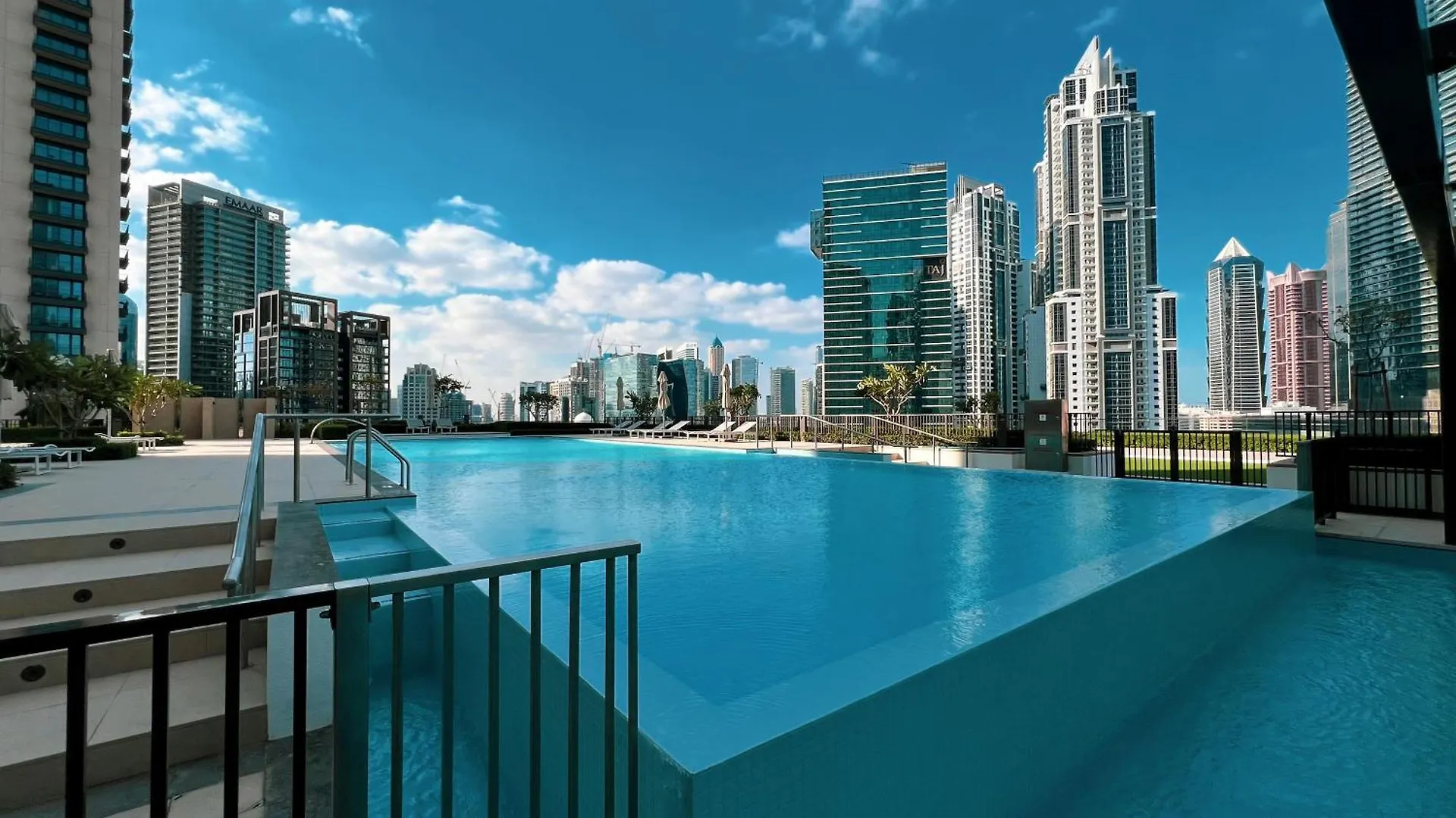 Luxury Minimalistic Apartment In Downtown Dubai Opposite Burj Khalifa & Dubai Mall